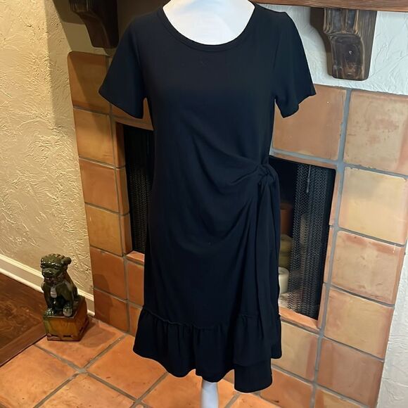 A Pea in the Pod Black RUFFLE HEM SIDE TIE MATERNITY DRESS, M! - Picture 1 of 9